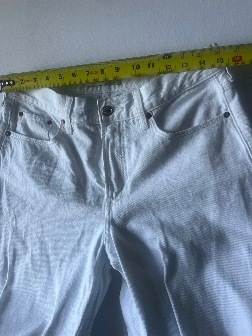 Abercrombie & Fitch White The Ultra Loose Low Rise Jeans Size 27 Long